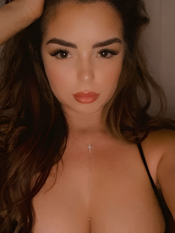 Индивидуалка Мирослава, доступна для личного знакомства от 2000 руб