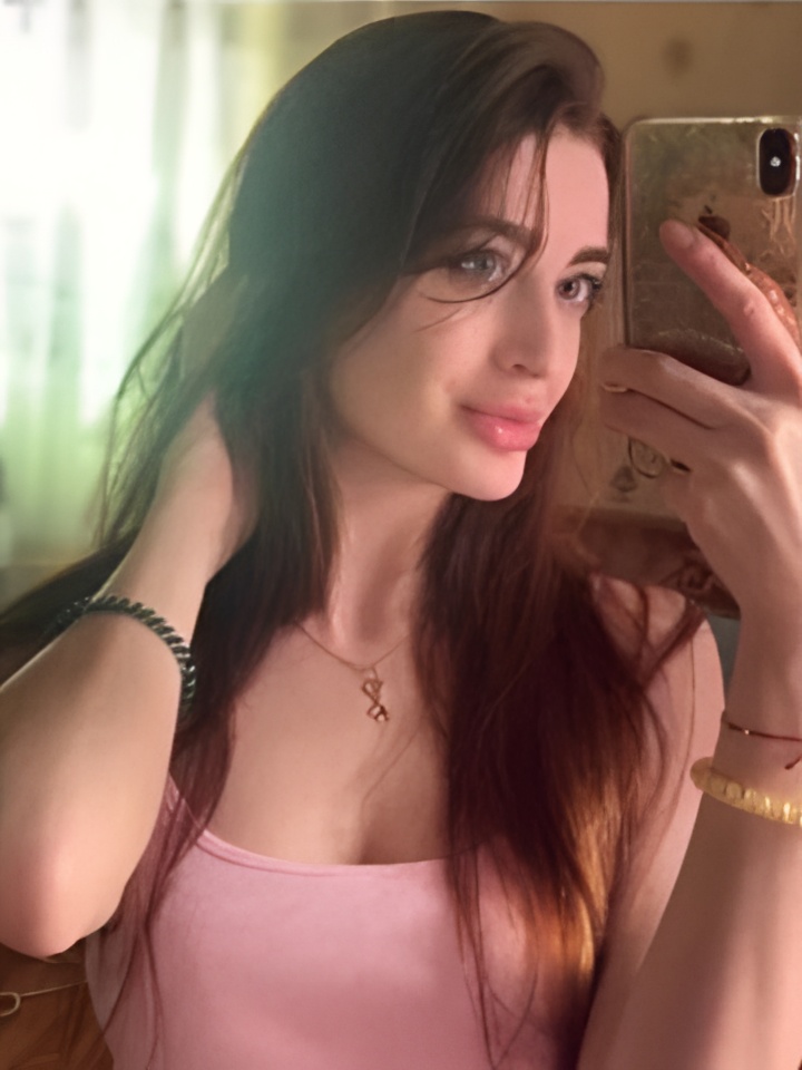 Ольга привлекальеная девушка из Луги цена от 3000 руб