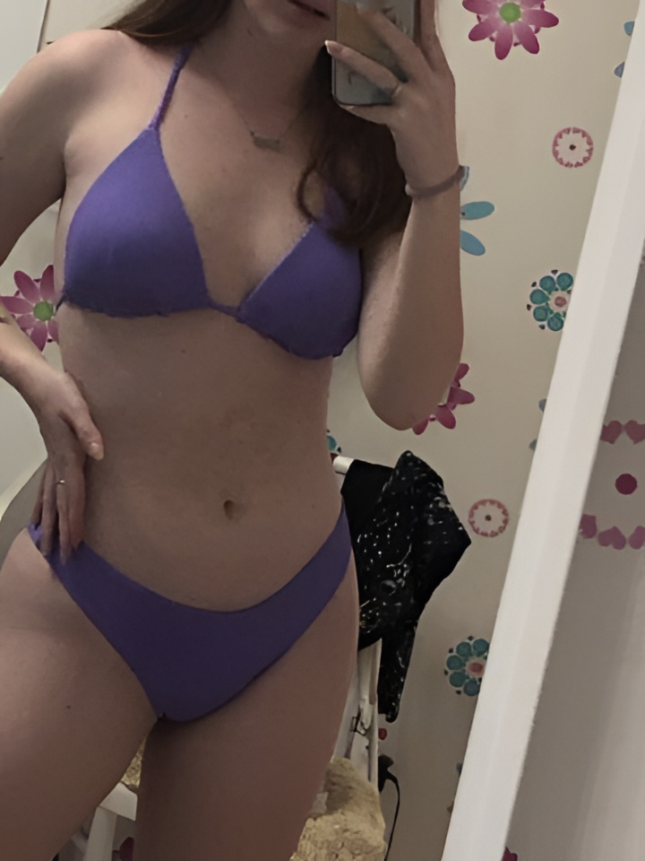 Яна привлекальеная девушка из Луги цена от 3000 руб