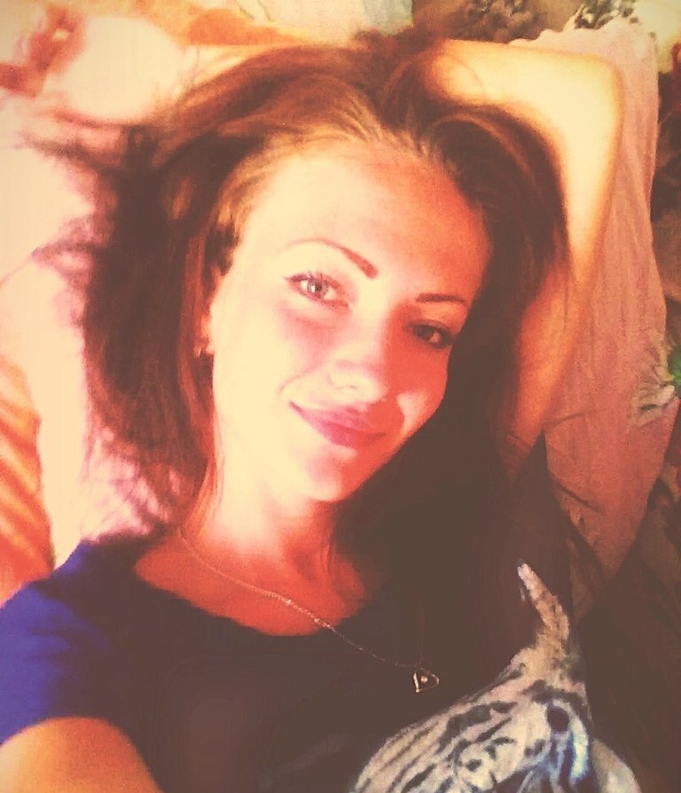 Софья привлекальеная девушка из Луги цена от 3000 руб