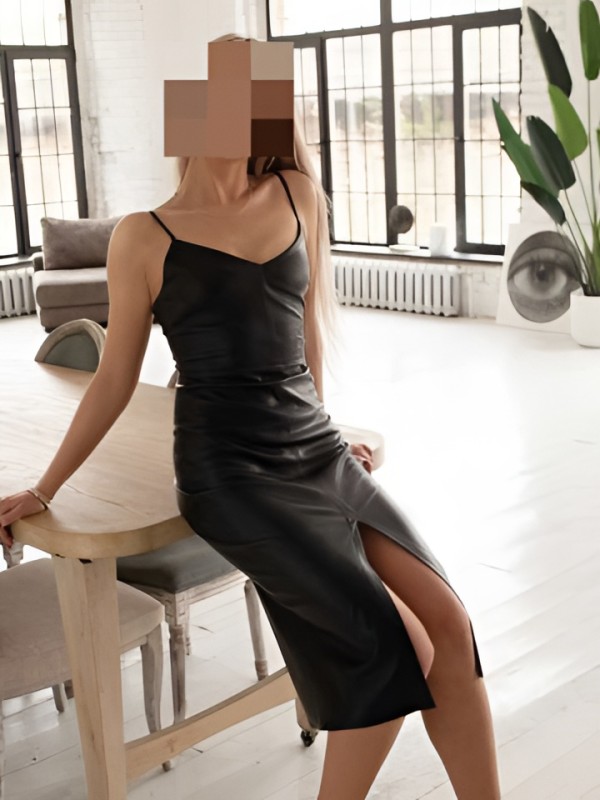 Амелия привлекательная девушка из Луги цена от 2500 руб